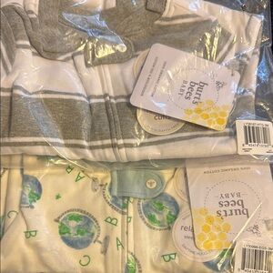 Burt's Bees Baby 0-3m pajamas